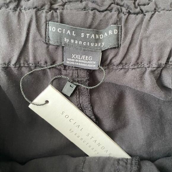 Social Standard by Sanctuary Melody Highwaist Paperbag Pants - XXL - Picture 4 of 5